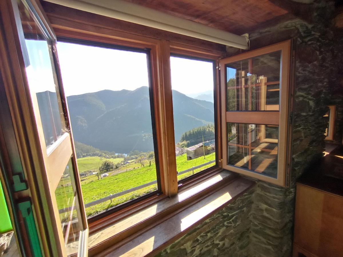 Mirador Del Navia Gospodarstwo wiejskie *